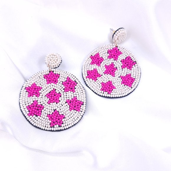 Seed bead earring, handmade, made in India, Star seed bead earring, ONLY 1 LEFT! - Picture 6 of 6